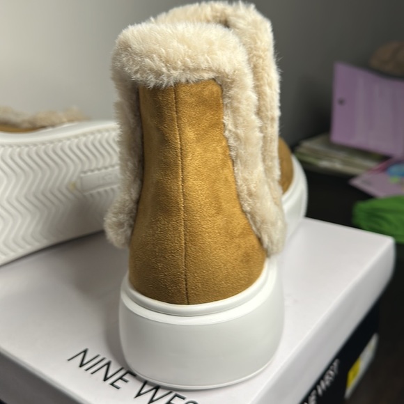 Nine West booties - Picture 8 of 8